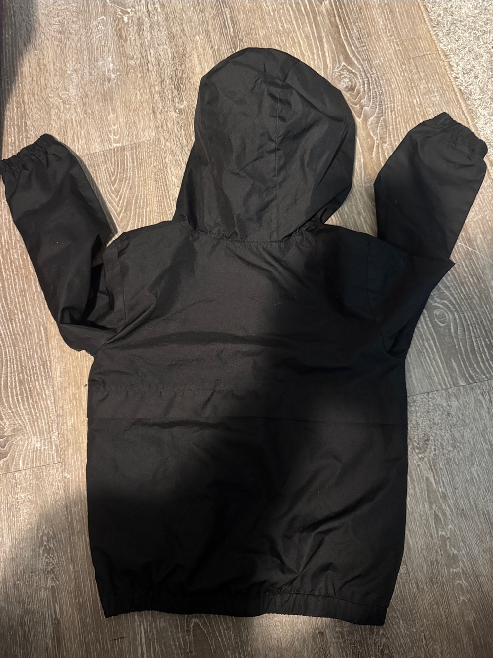 Nike Black Kids' Hooded Windbreaker with White Swoosh size 6 (M) - Picture 4 of 6